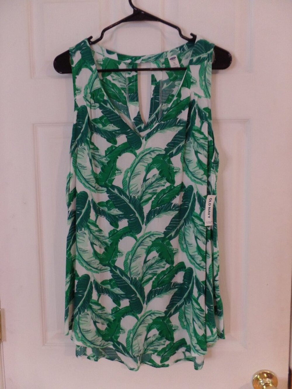 NWT Old Navy XL TALL Green *Palm Print* Tank Top Blouse Tropical Summer 16 18